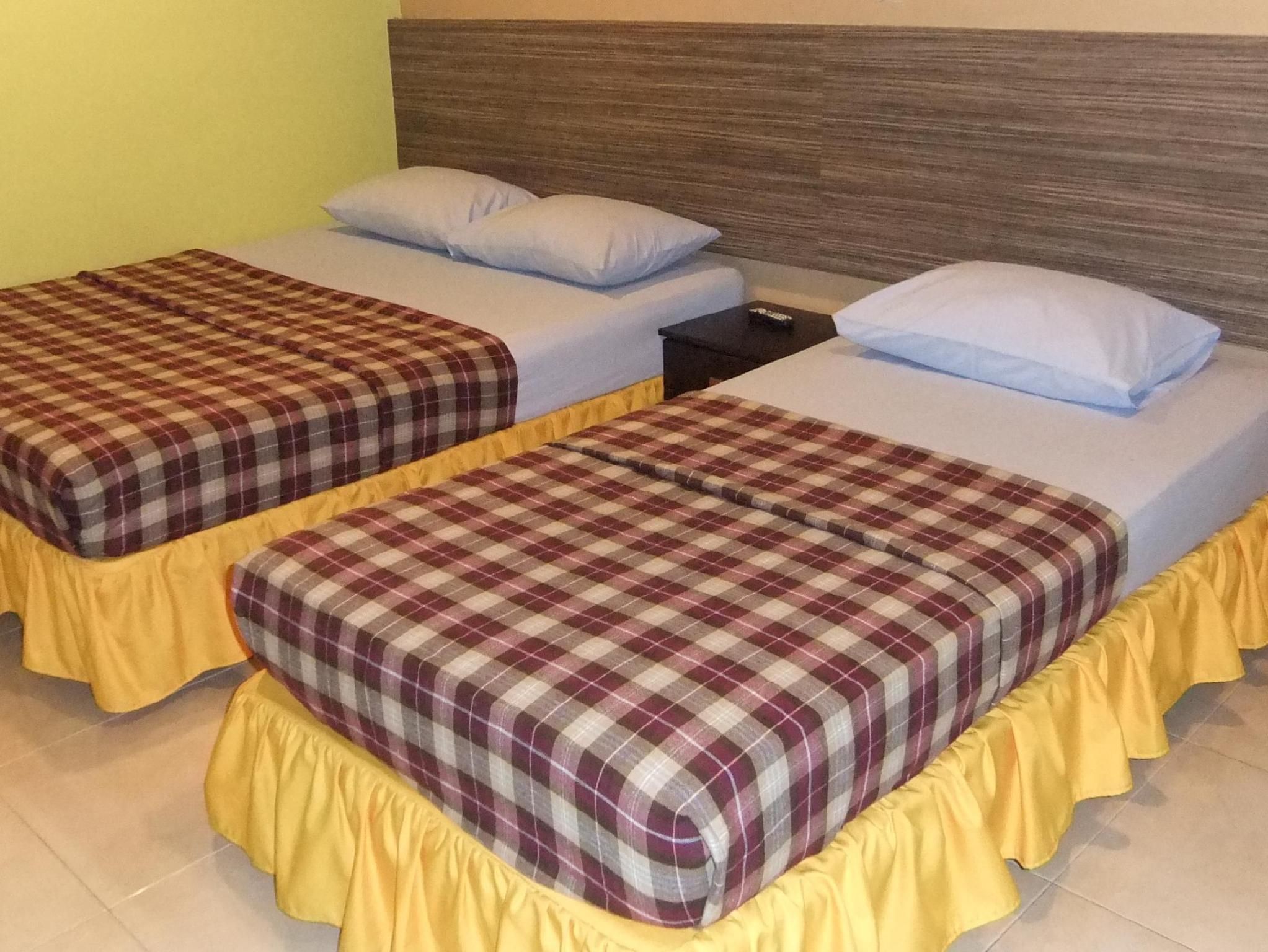 Hotel Lavender Family Standard