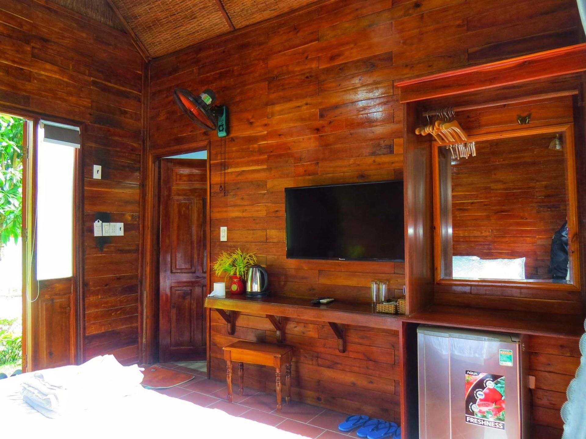 Serene Retreat Phu Quoc Deluxe Bungalow with Garden View 2