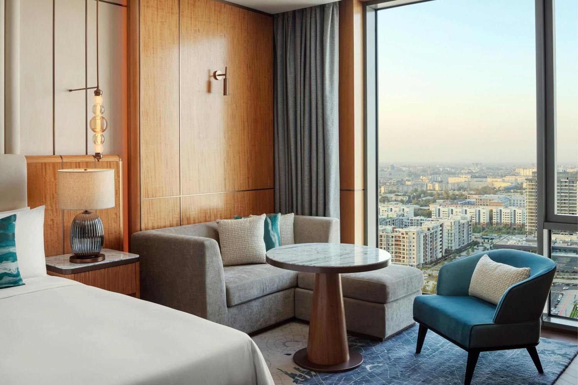 JW Marriott Hotel Tashkent Deluxe Guest room, 1 King, High floor 3