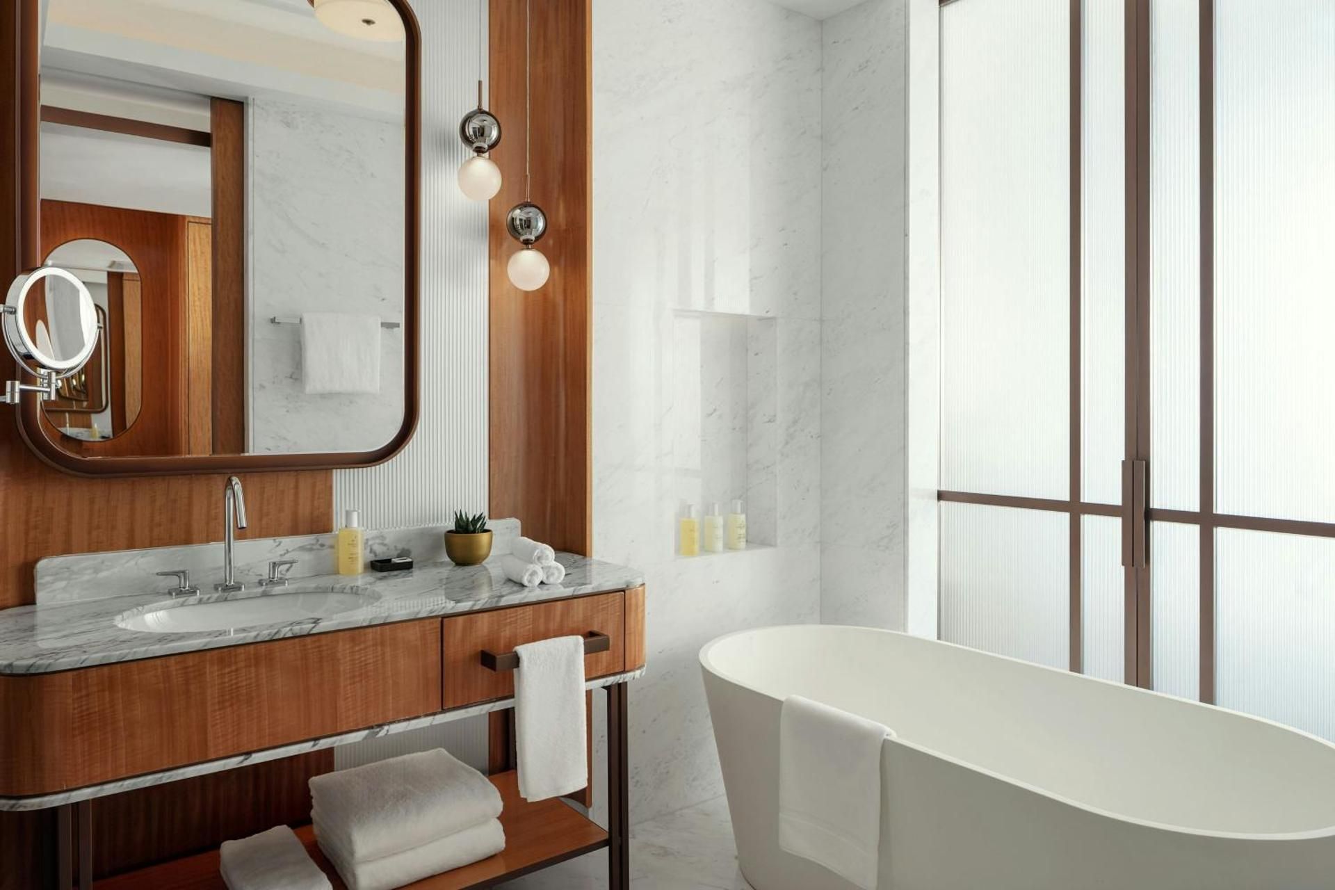 JW Marriott Hotel Tashkent One-Bedroom Executive King Suite with Concierge Lounge Access 2