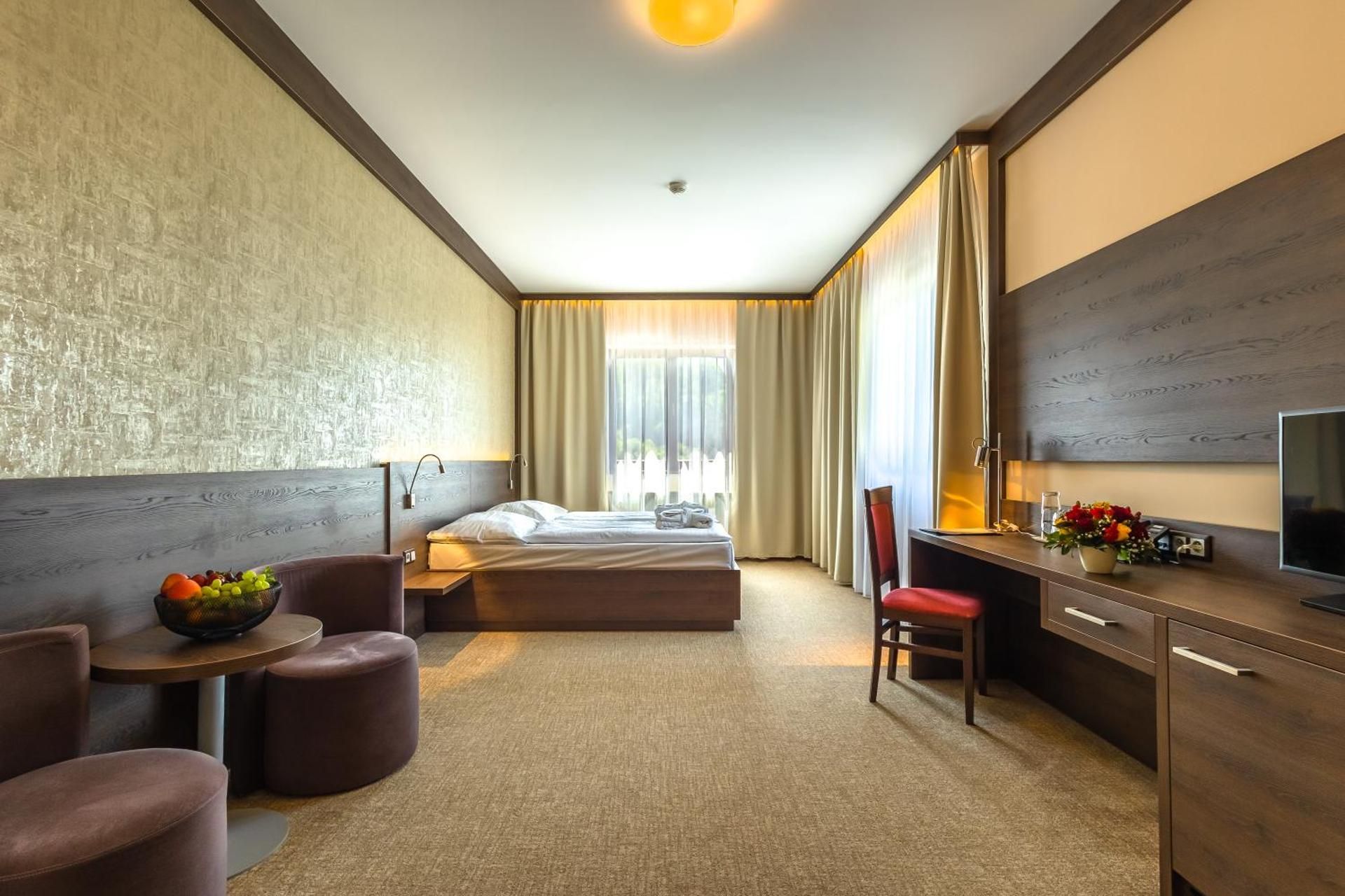 Wellness Hotel Jason Triple Room with unlimited Wellness Access 3