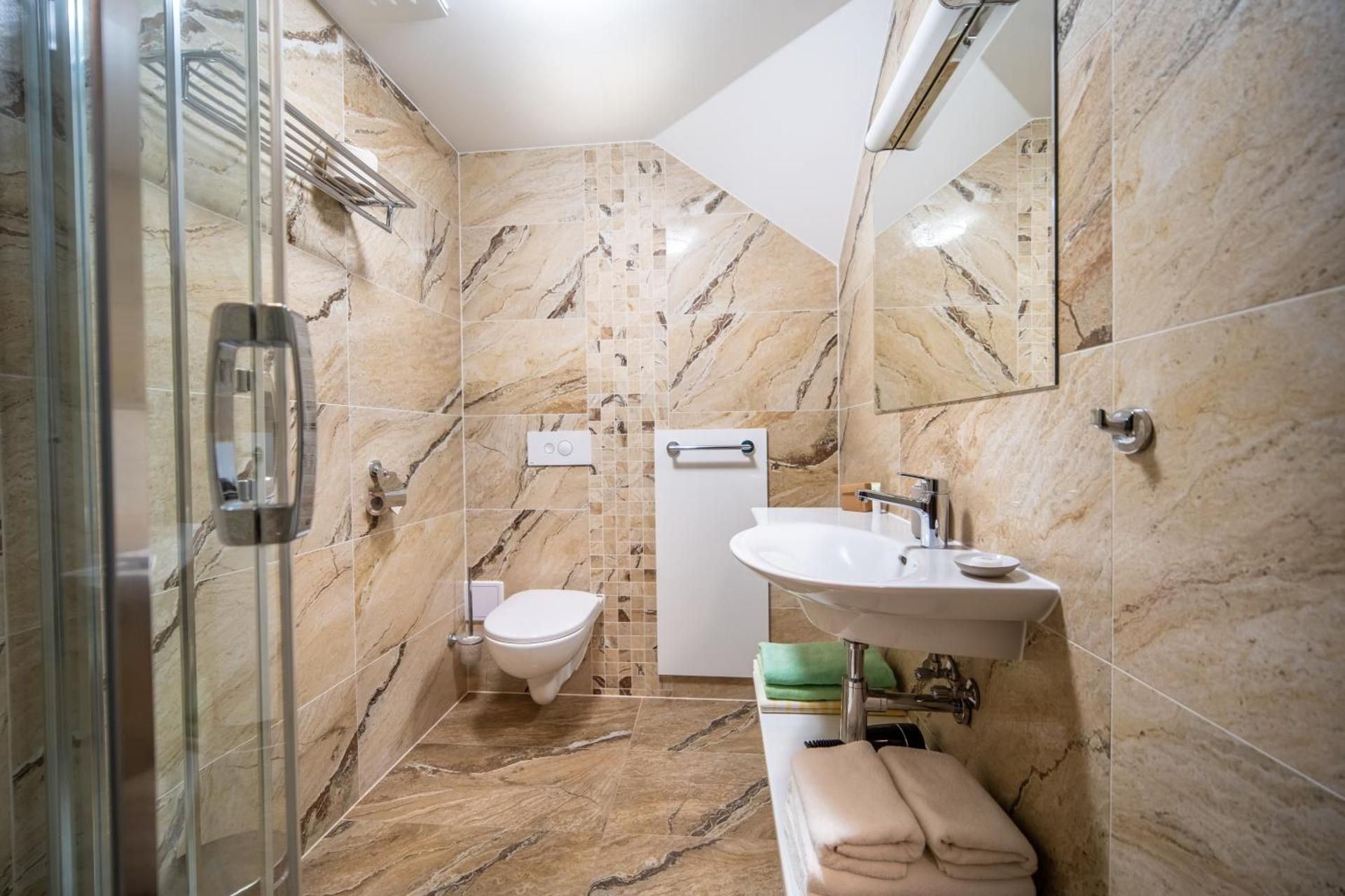 Wellness Hotel Jason Comfort Double Room - Attic with unlimited Wellness Access 3