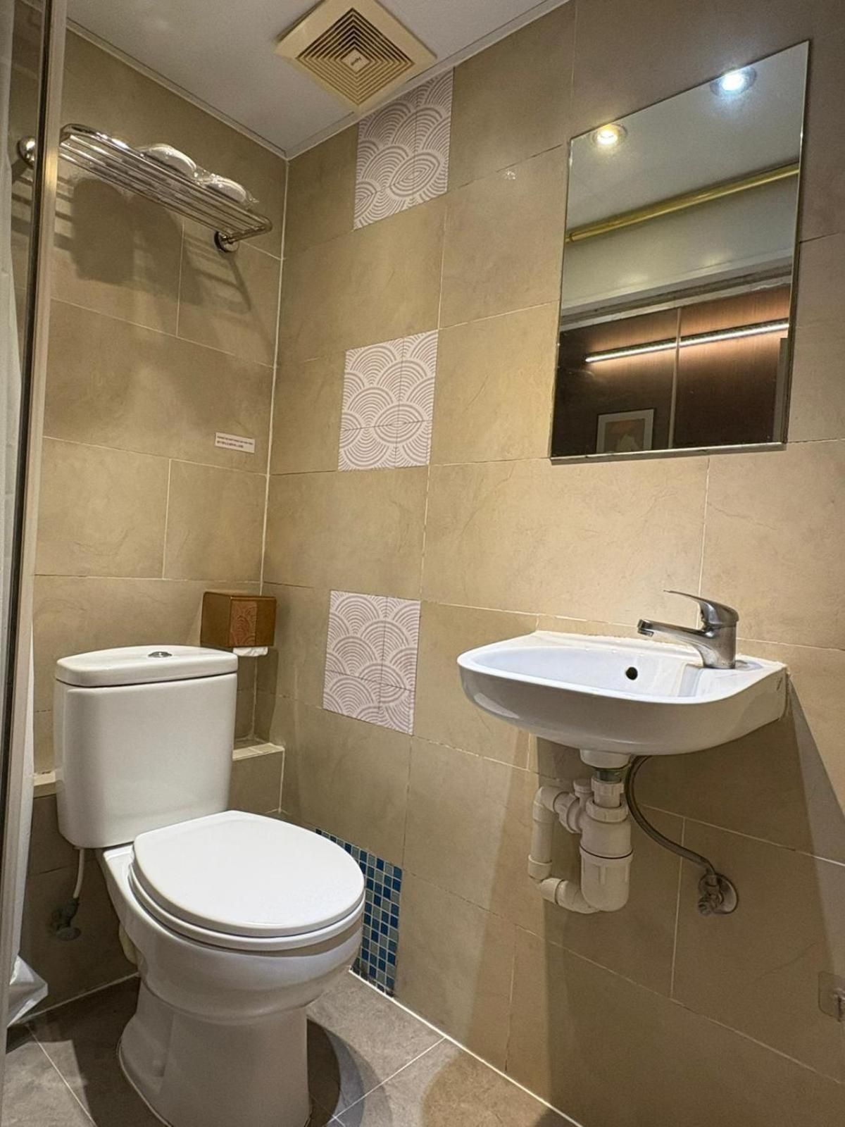 Inn Spirit Single Room with Bathroom 3