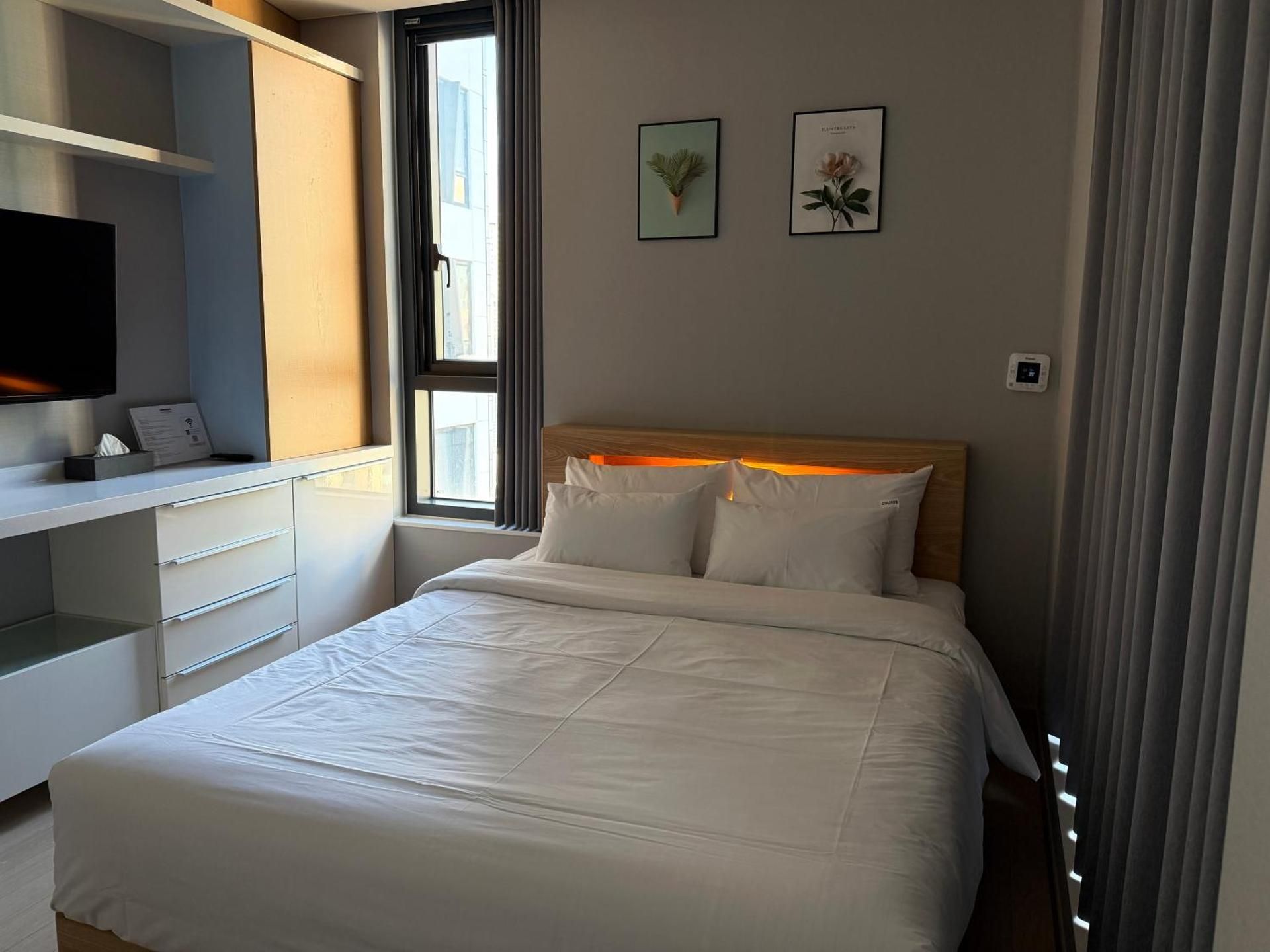 Sky Star Double Room with Balcony