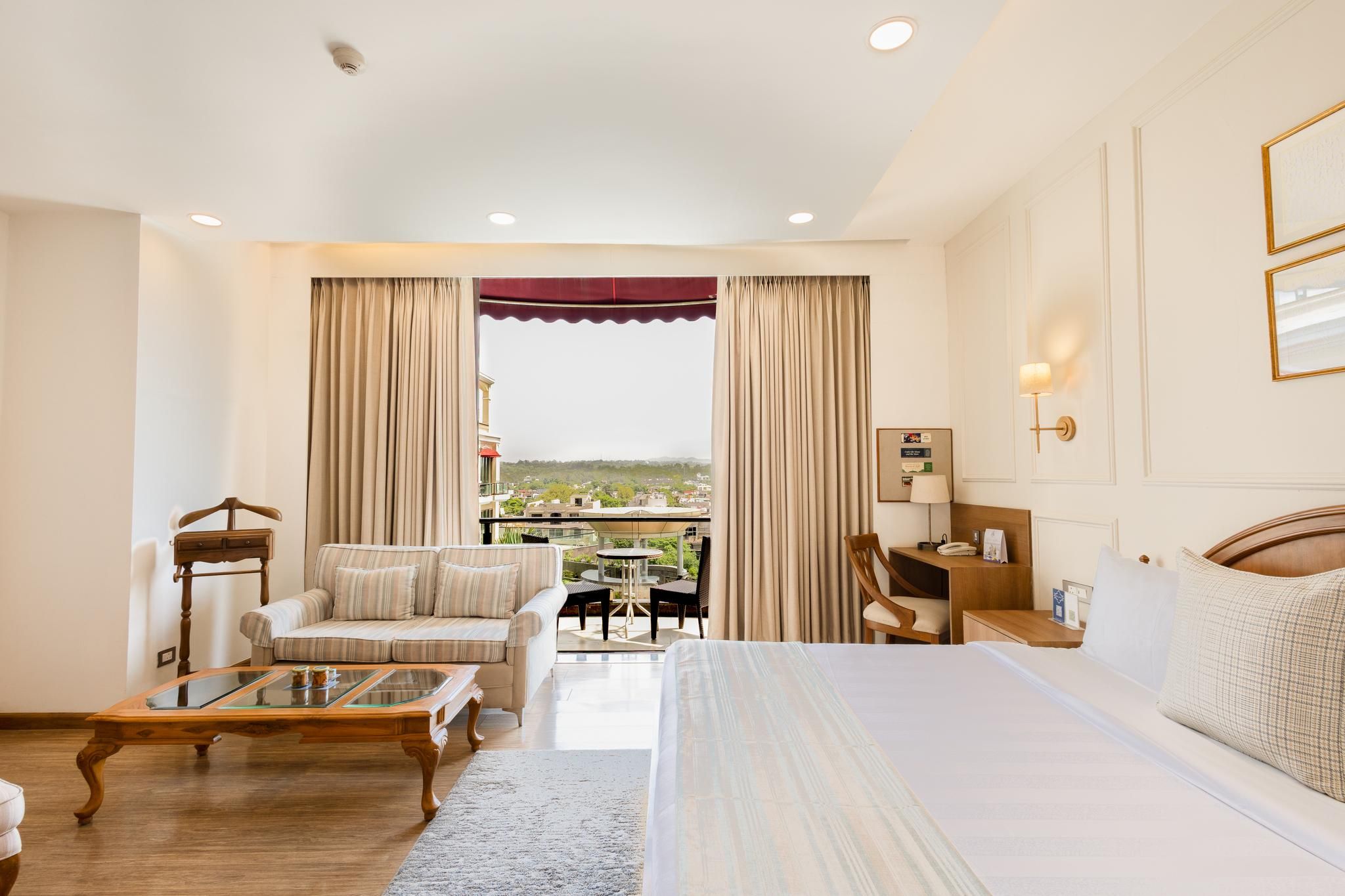 The BellaVista Hotel, Panchkula Premium Room