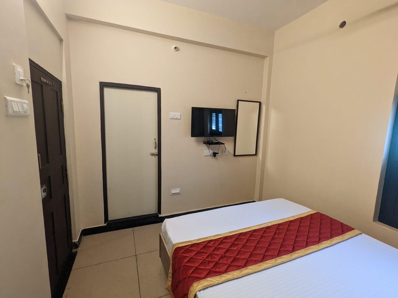 Nathan's Residency Non - AC Standard Room 2