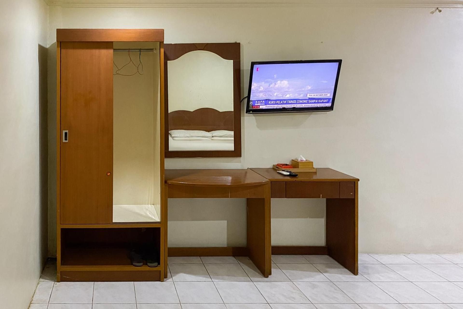 RedDoorz near Jodoh Batam Standard Room