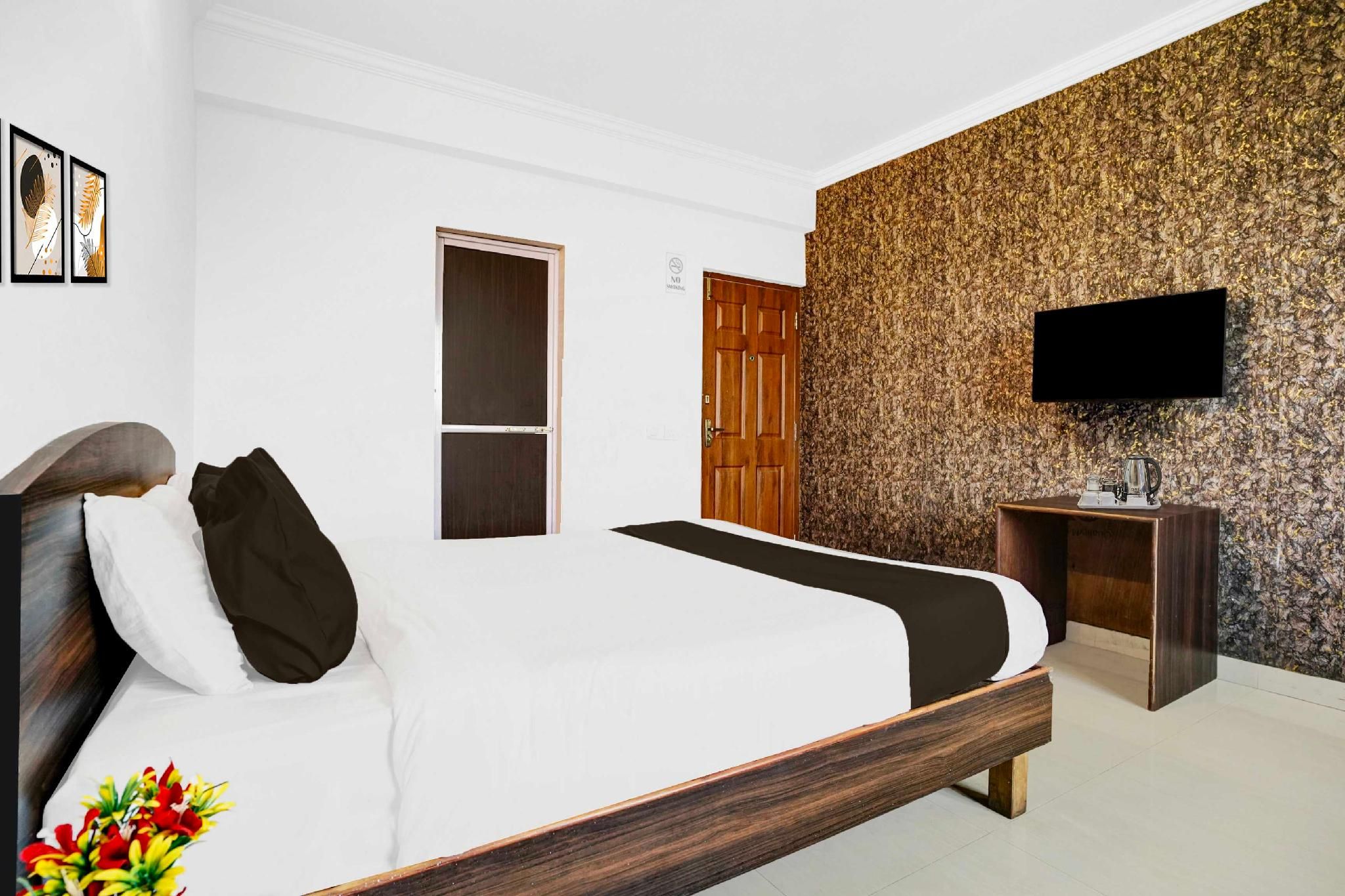 Hotel O Goa Chogm Road Classic Triple Room 2