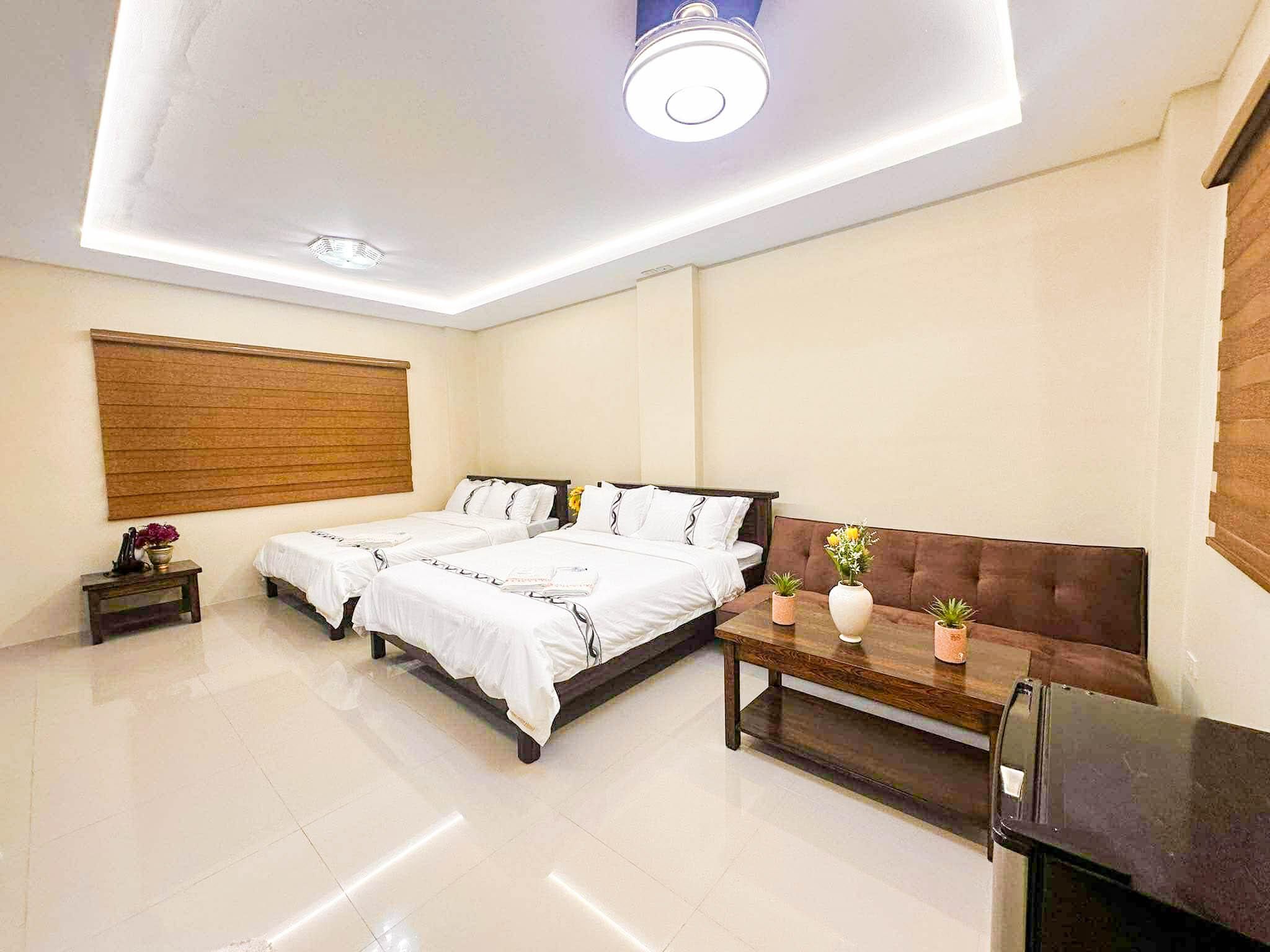 La Galleon Suites Hotel Family Room