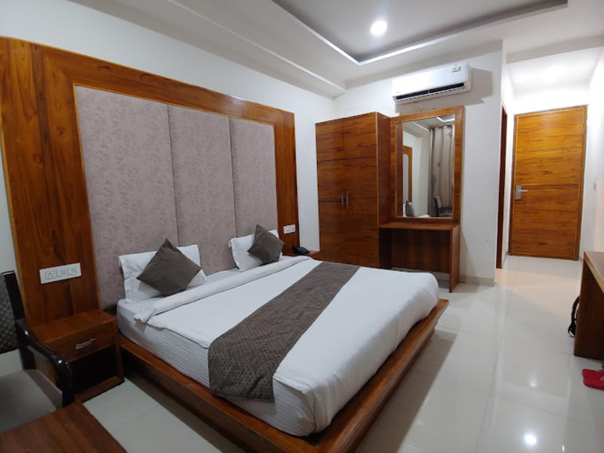 Super Deluxe Air Conditioning