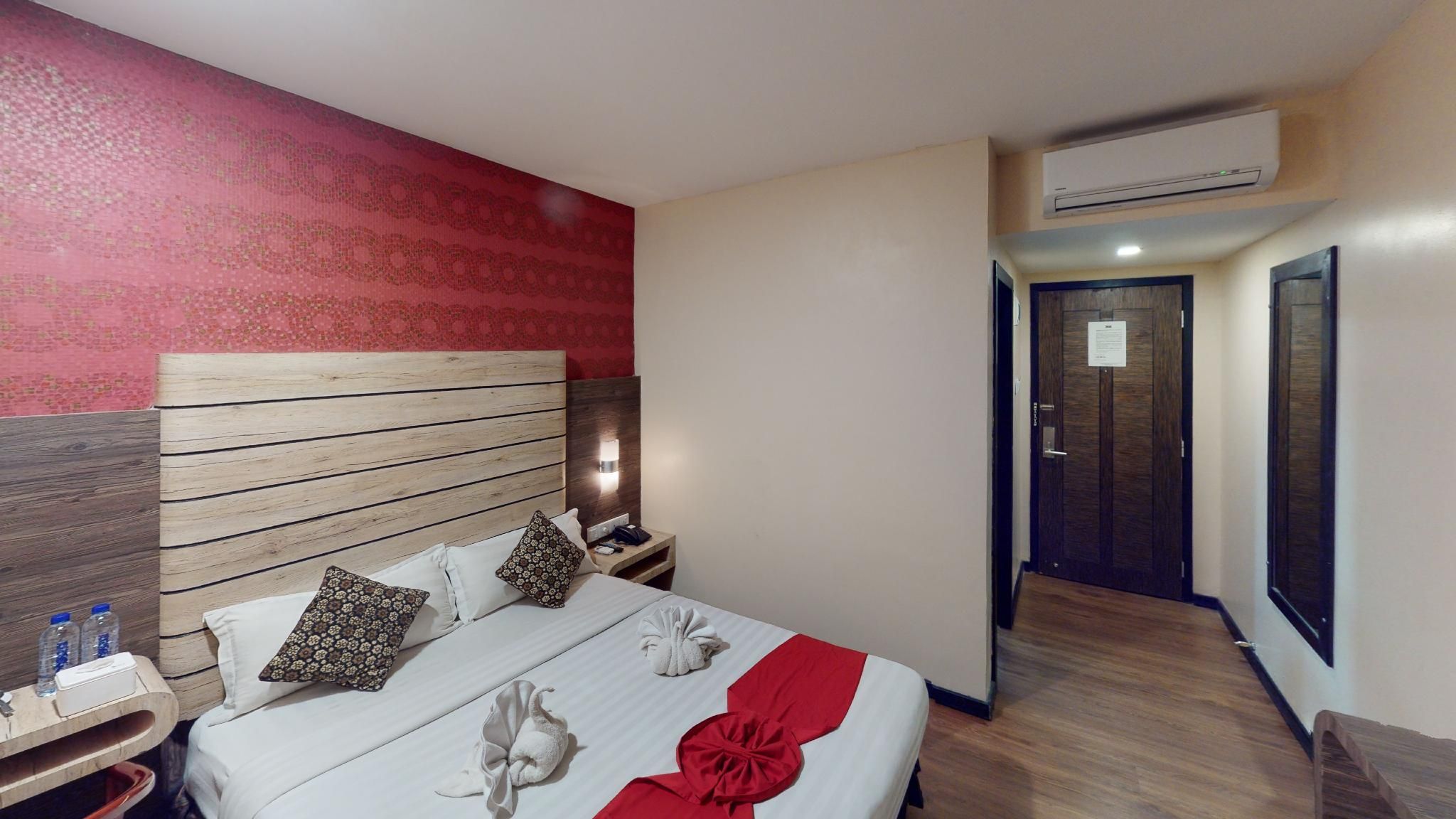 Paragon Nagoya Hotel Batam Superior Double Room 2