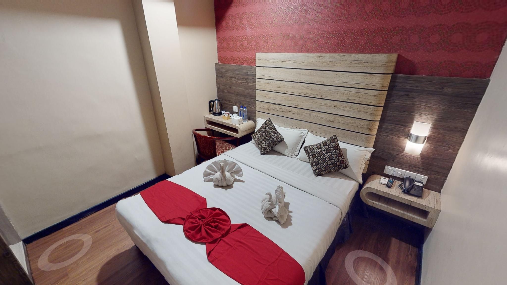 Paragon Nagoya Hotel Batam Superior Double Room