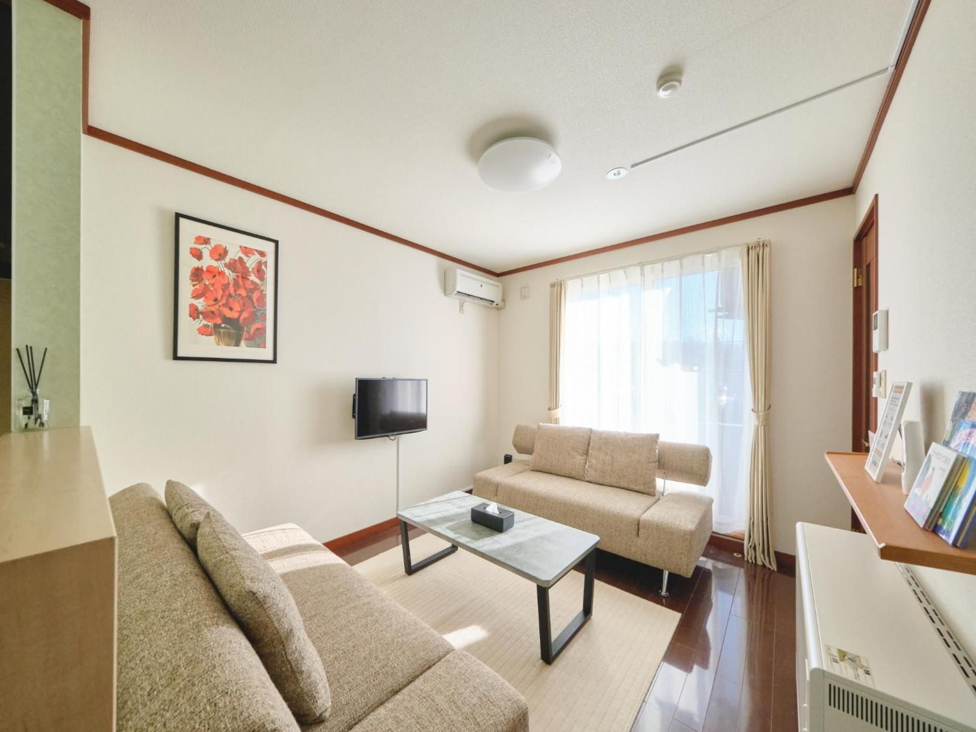 mve One-Bedroom Standard Apartment 3