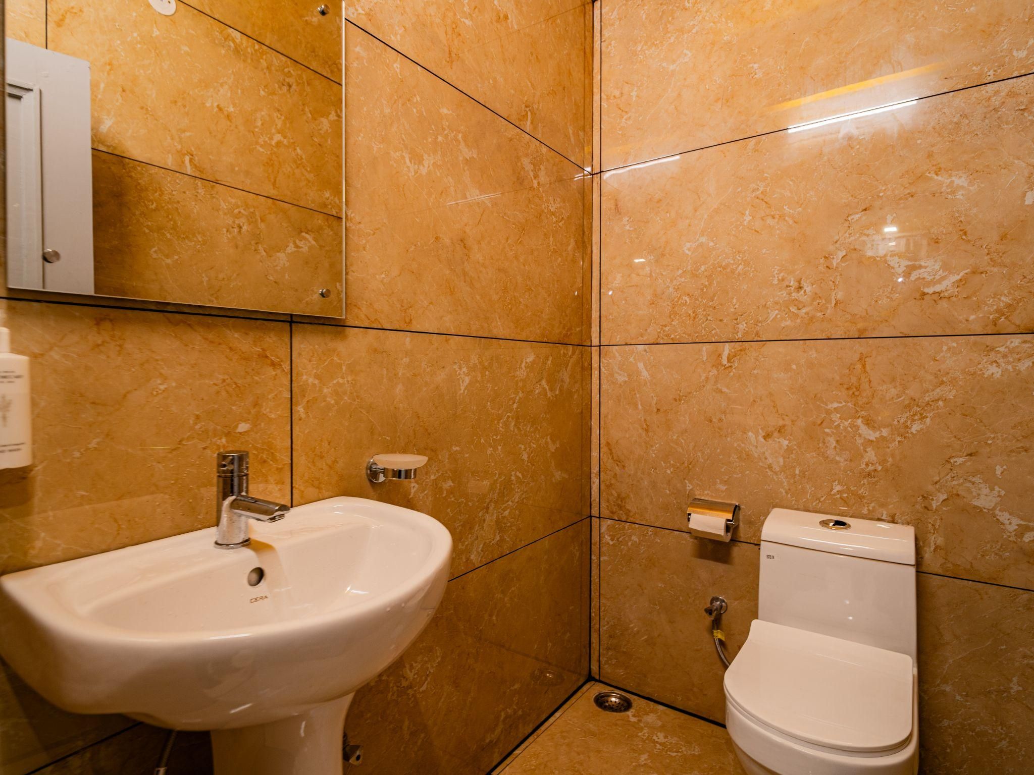 The Hosteller Jibhi Bed in 8 Bed Mixed Dormitory 2