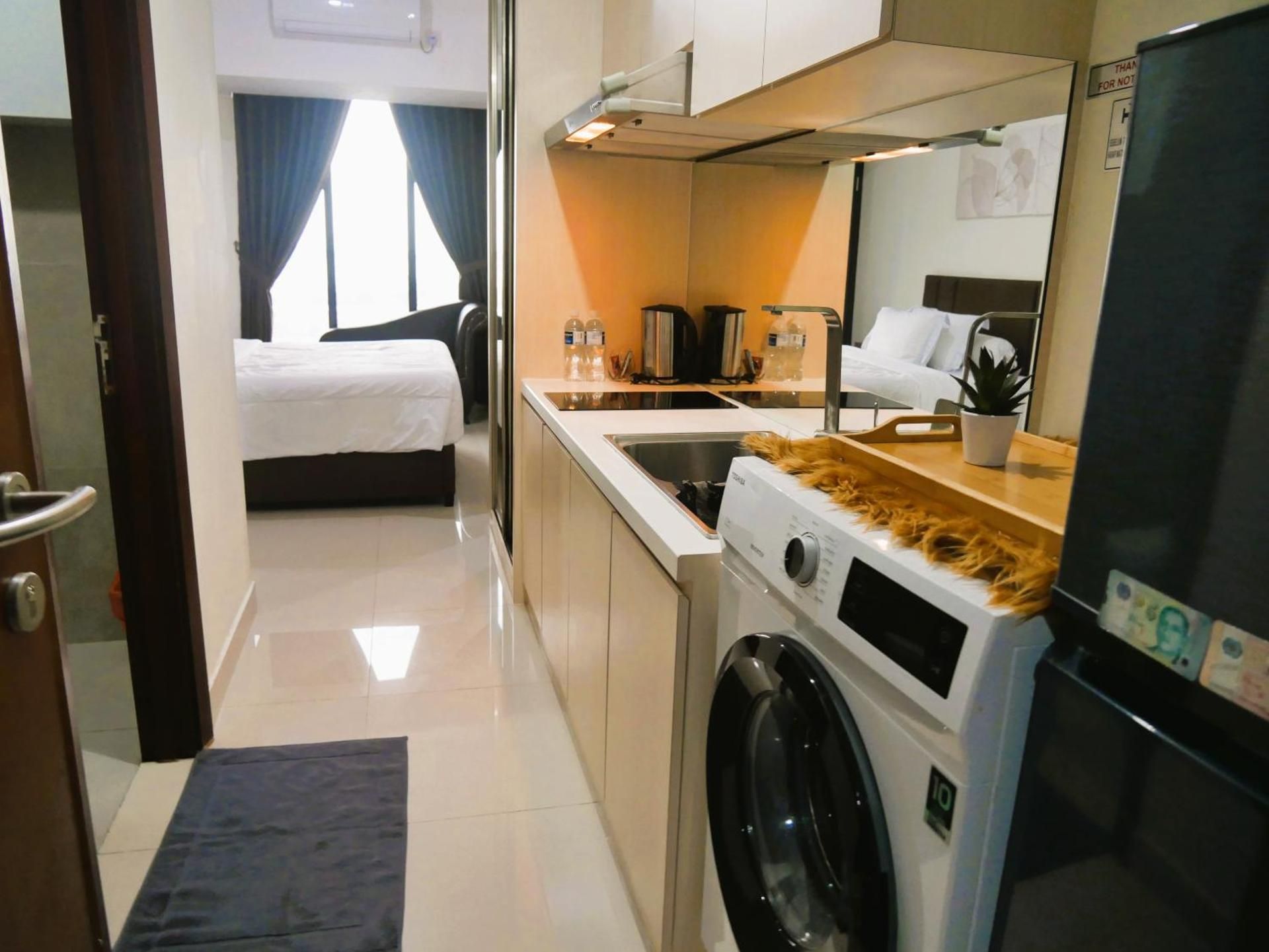 Studio with Sea View