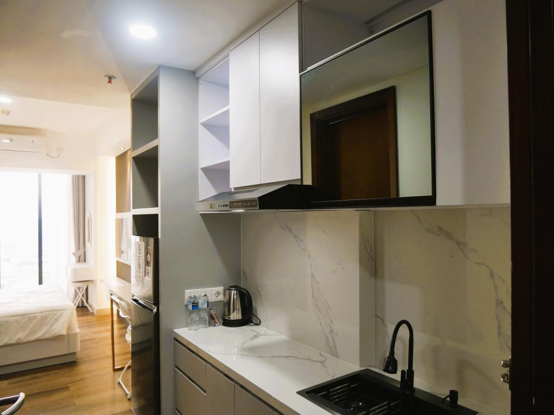 POLLUX HABIBIE BATAM