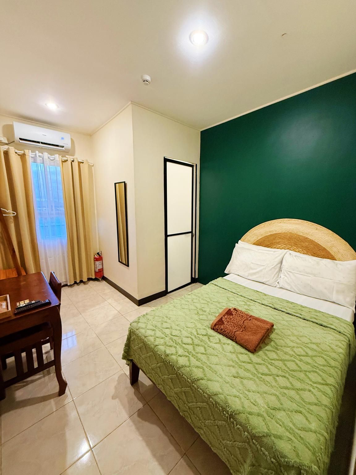 Adlaw Inn Double Room