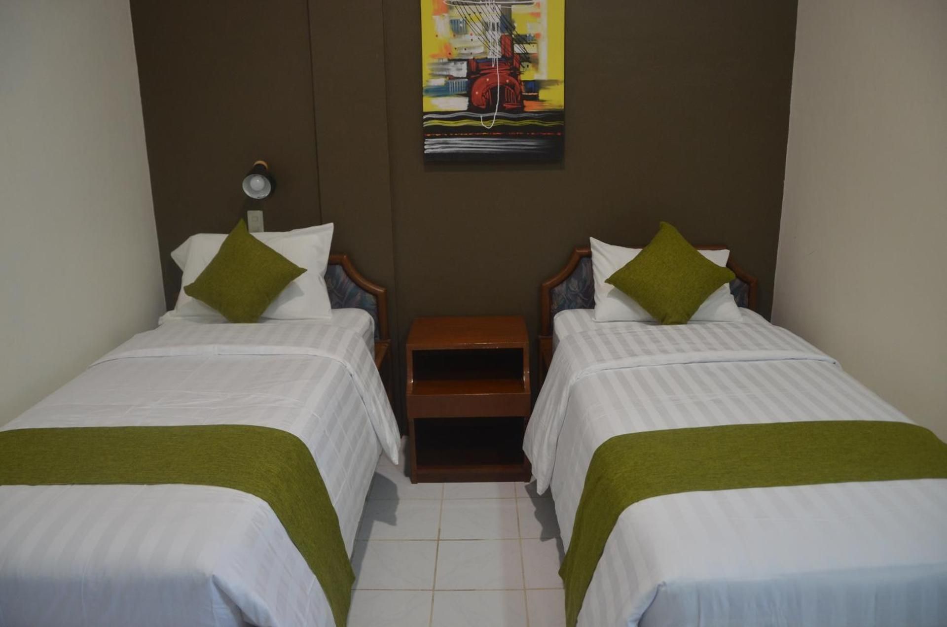 Pondok Ganda Triple Room with Garden View 9