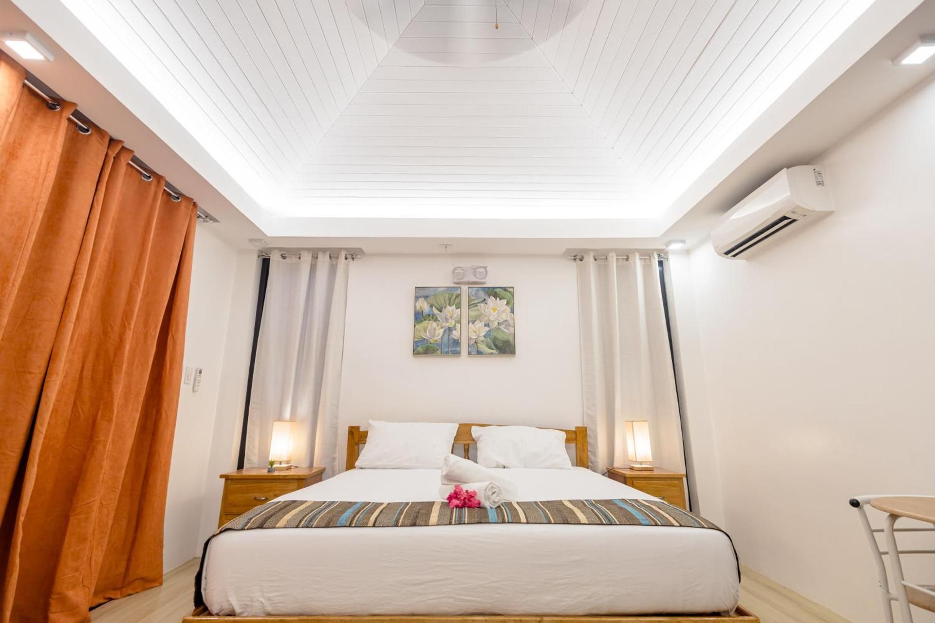 E L Westensee Resort  Double Room 2