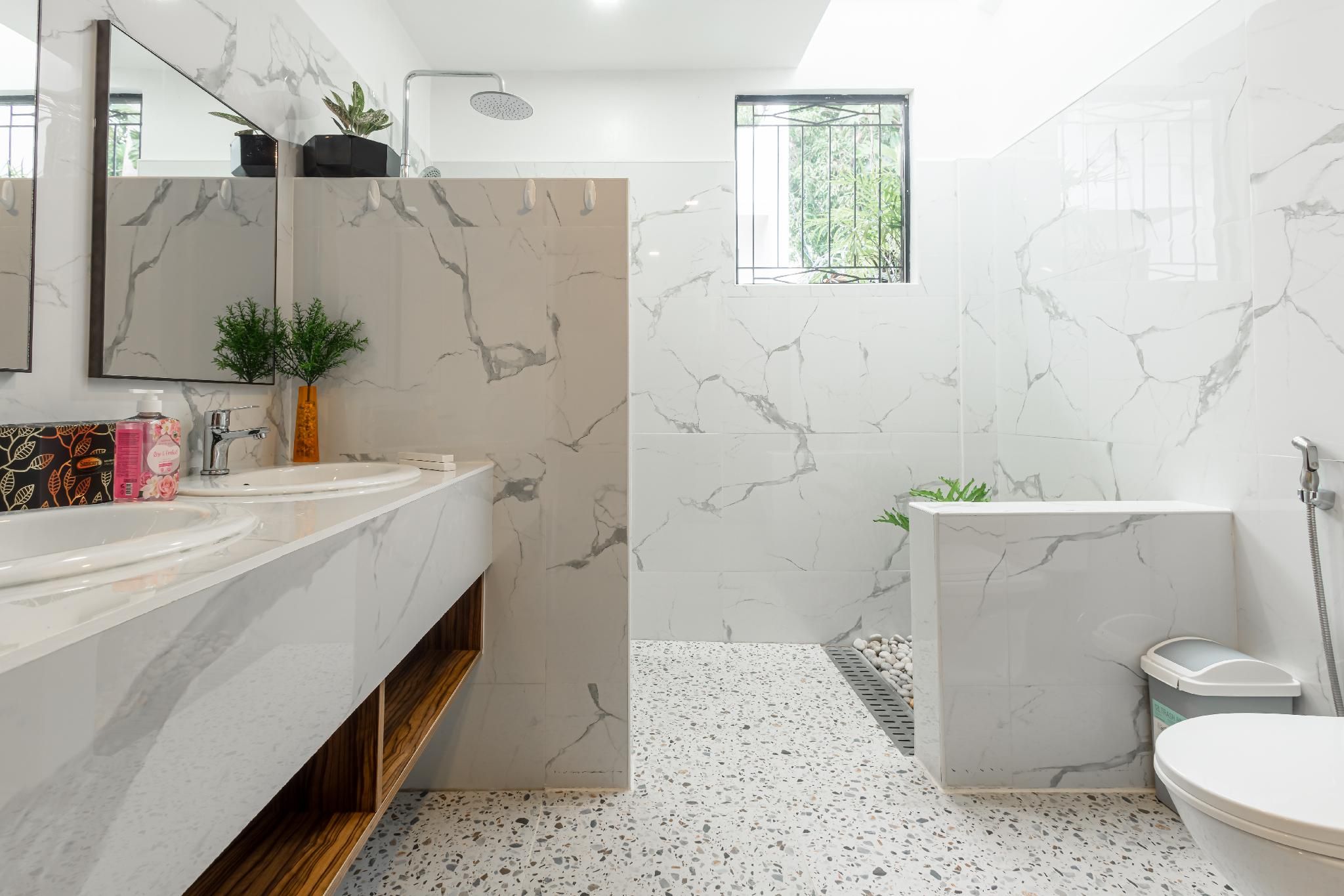 E L Westensee Resort  Superior 3