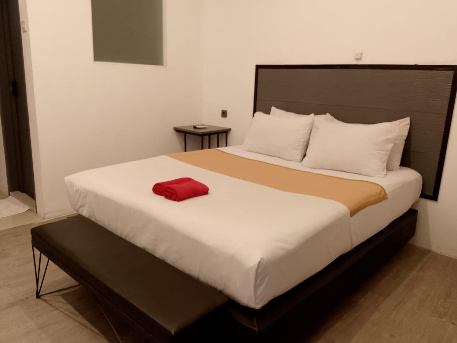 Crown Budget In Style VIP