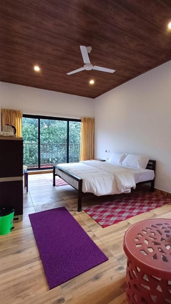 Jmount Vagamon Resort Deluxe 3
