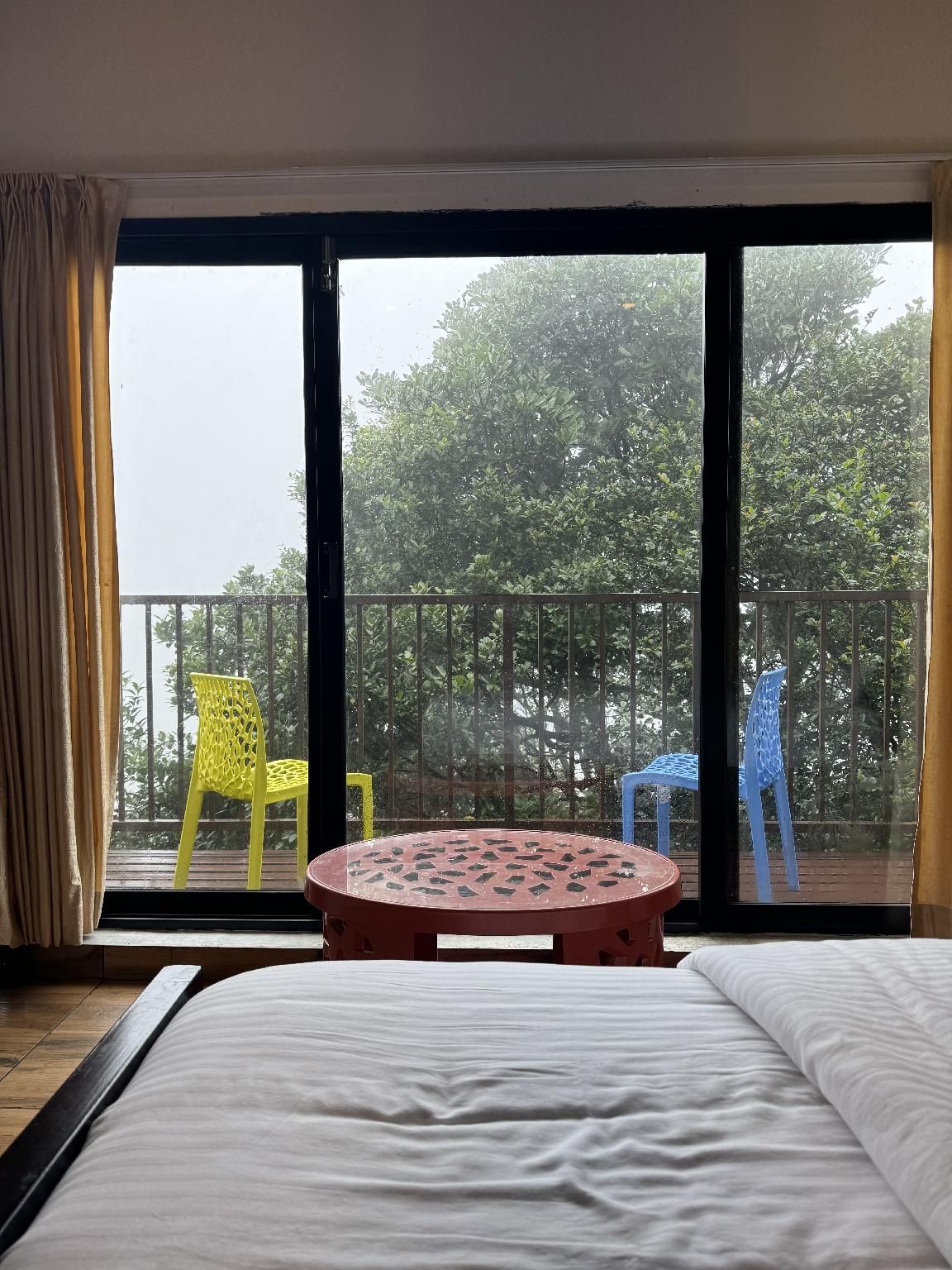 Jmount Vagamon Resort Deluxe 11