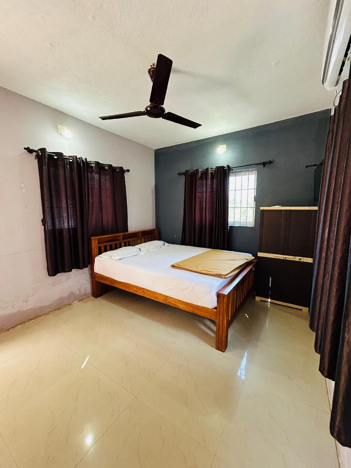 Single Room with Air Conditioning