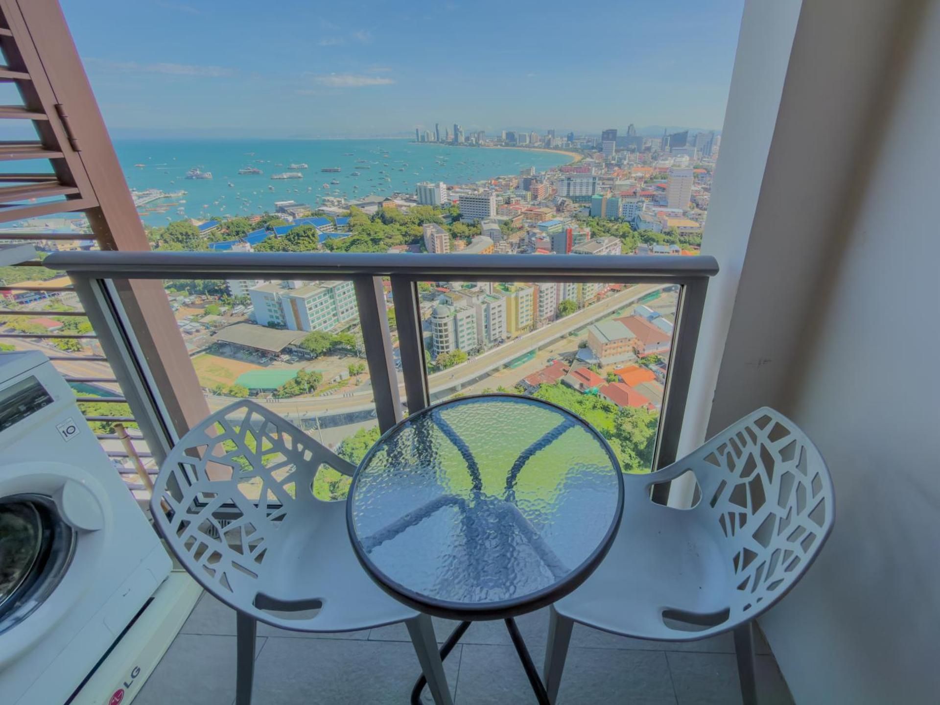 Unixx Sea view Holiday Hotel One-Bedroom Apartment