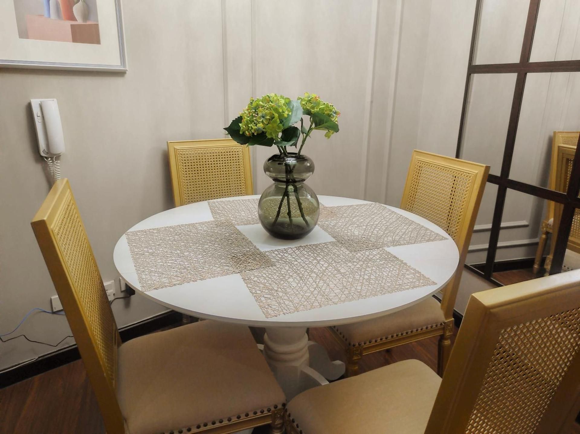 Elegant Stylish 1 Bedroom Balcony City and Manila Bay view FREE Sauna Pool GYM Makati