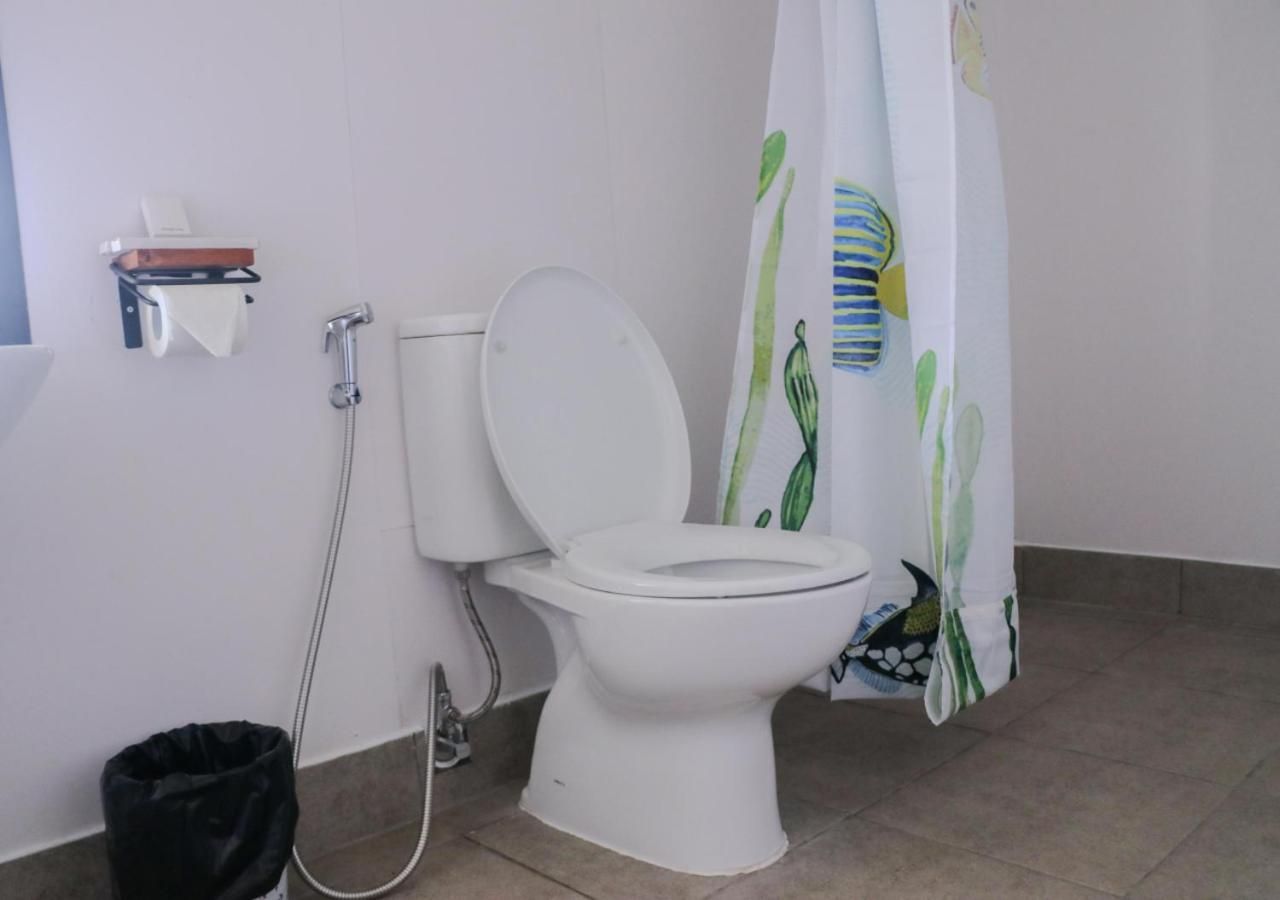 Maluk Surf House Superior Queen Room 2