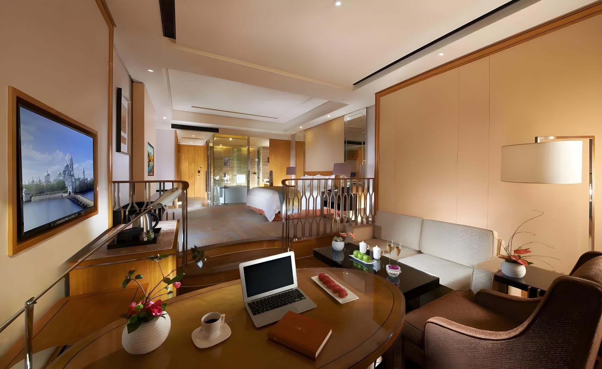 Deluxe Special King Room