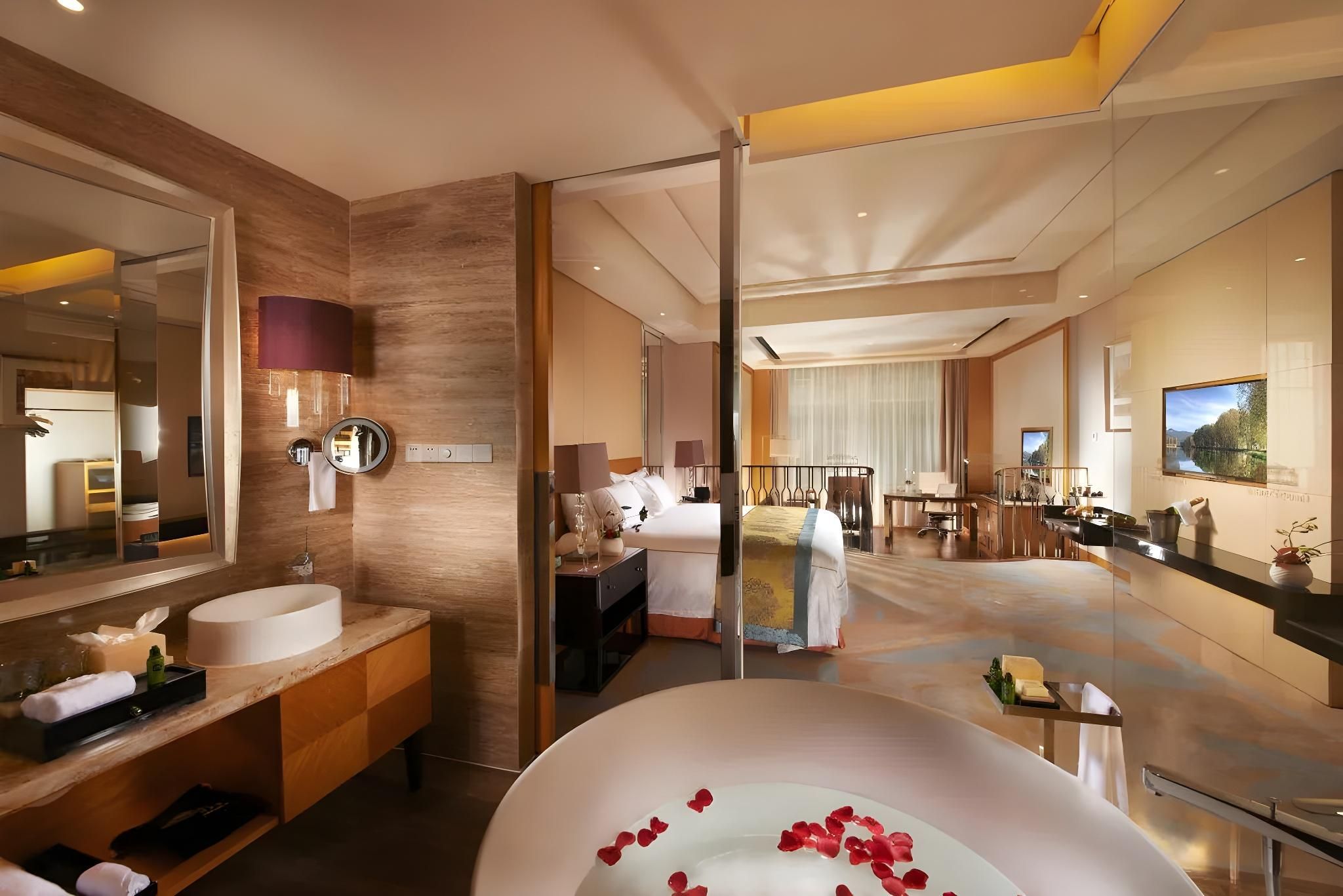 Superior Special King Room