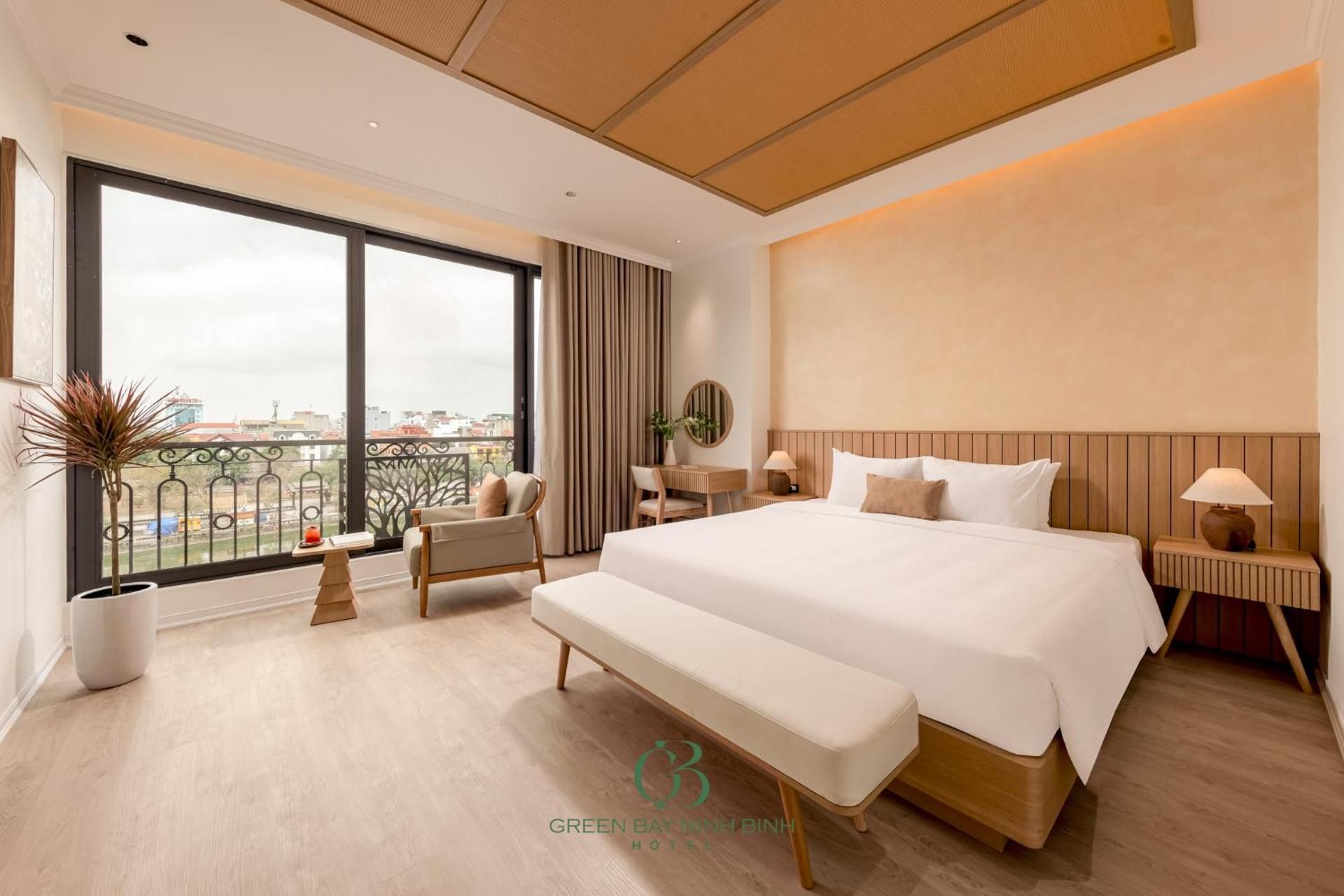Green Bay Hotel Ninh Bình Studio with Lake View