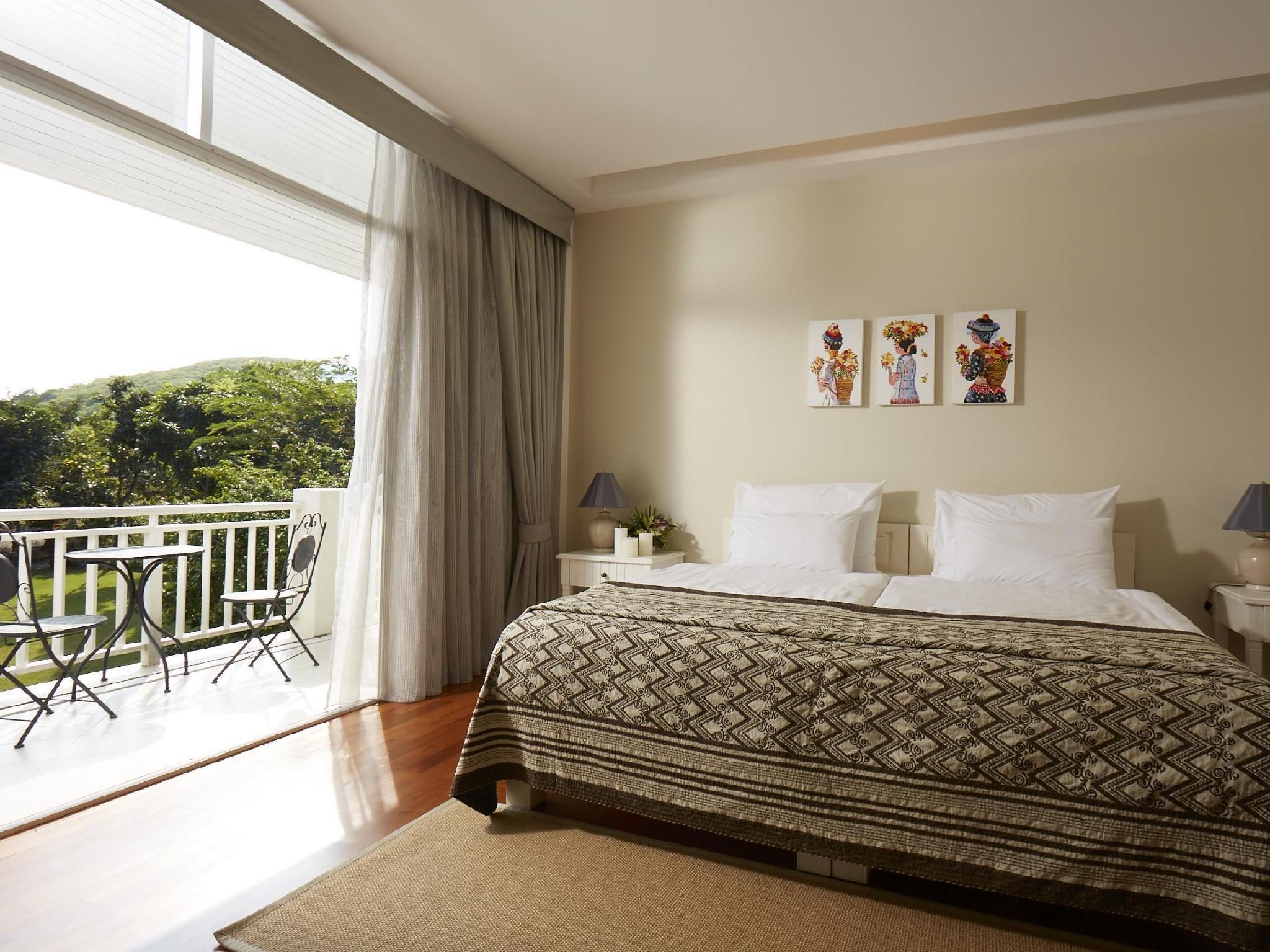 Santosha Health Lifestyle Resort Pool View