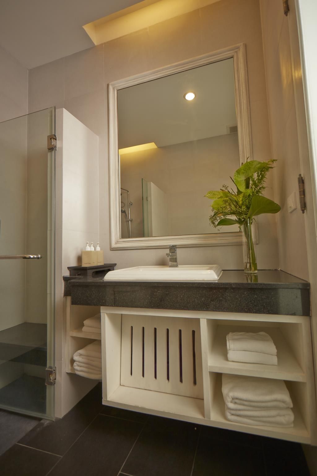 Santosha Health Lifestyle Resort Garden View 3