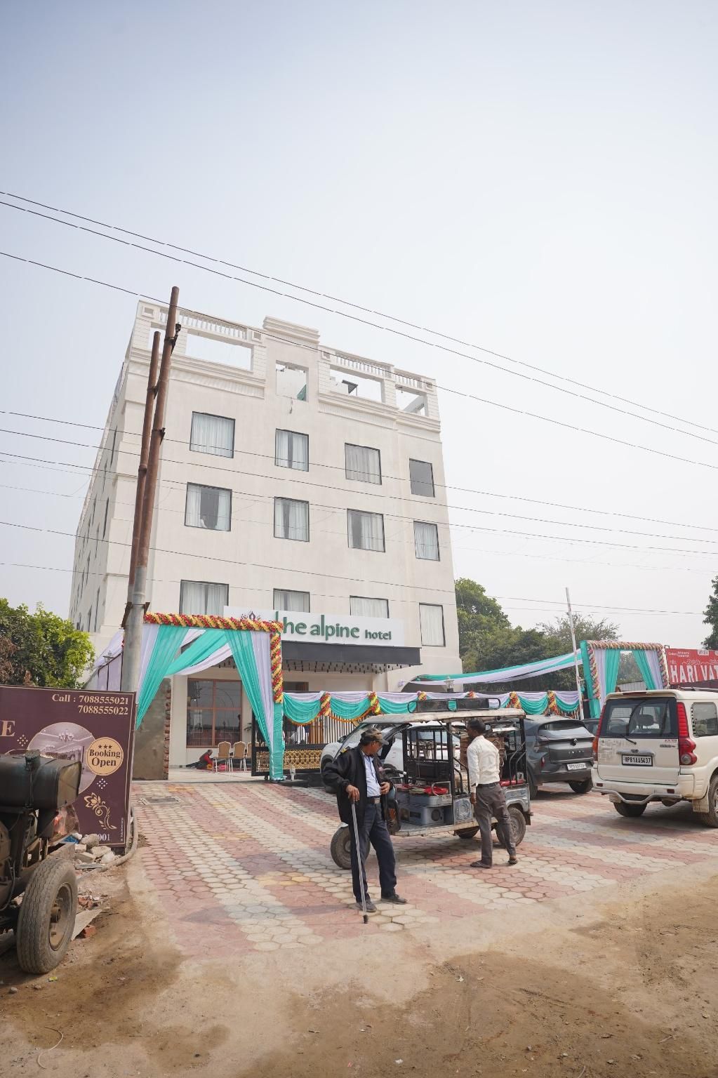 The Alpine Hotel, Aligarh