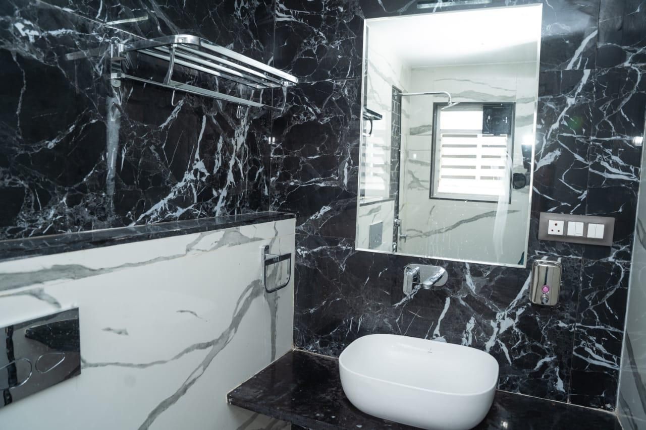 Hotel Krushna Inn Deluxe Room