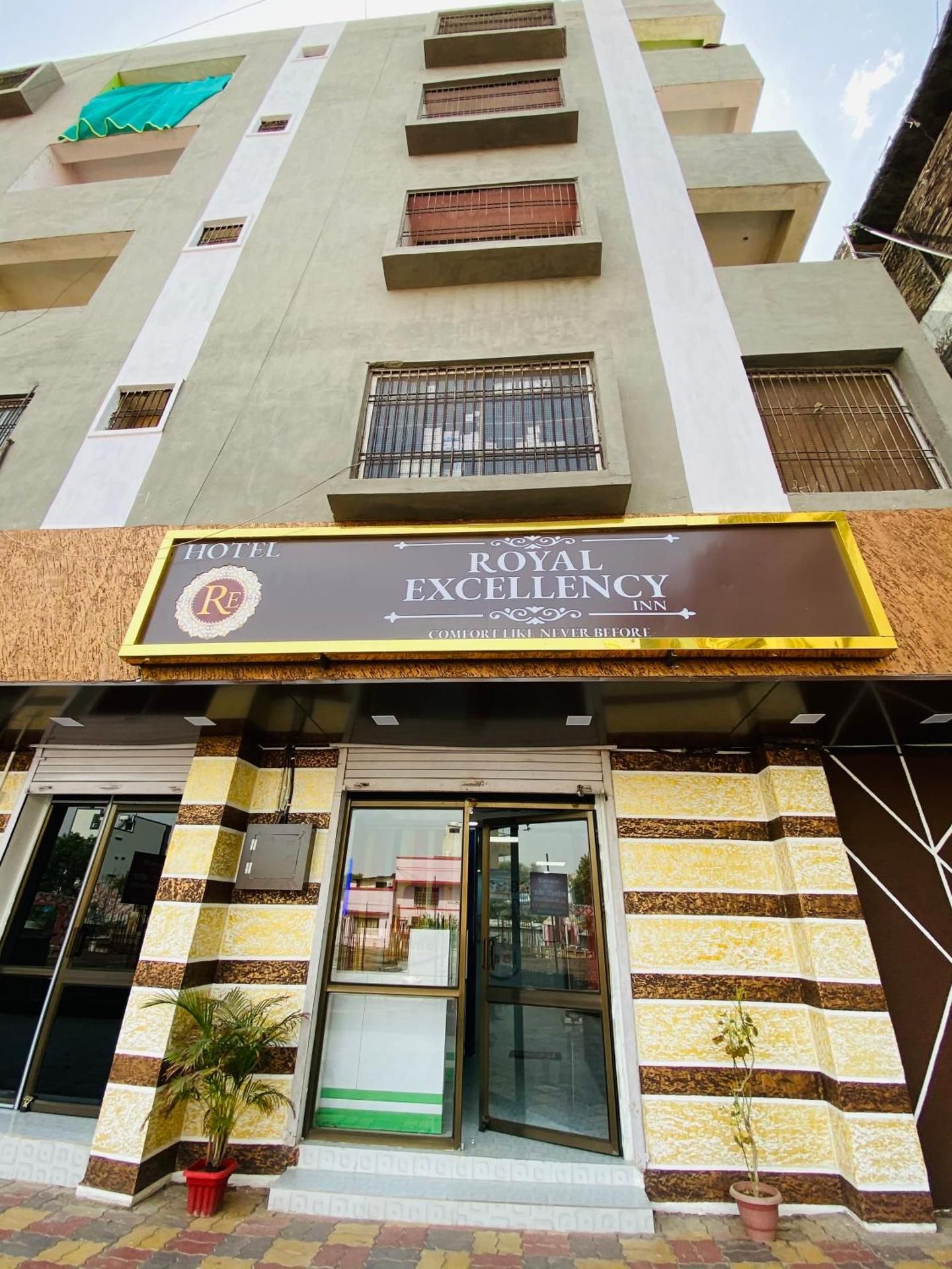 Hotel Royal Excellency inn