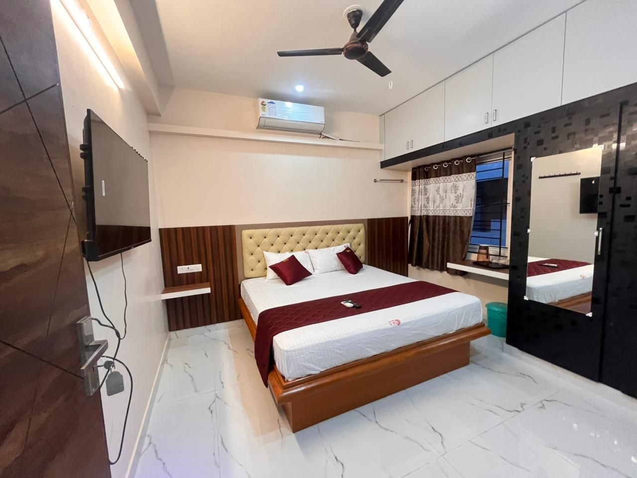 SES Naga Cottage Double Room