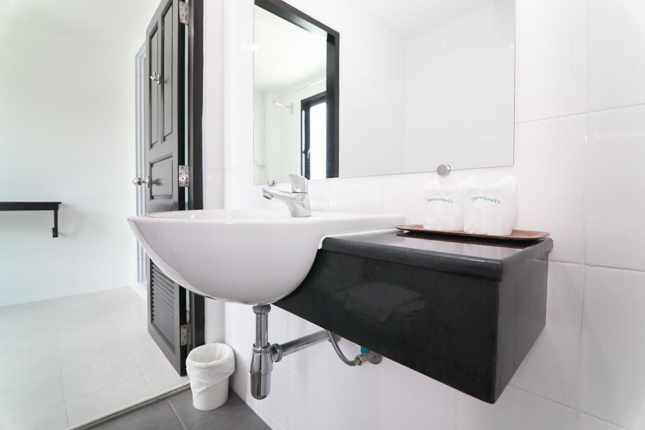 G House Hotel Standard Single Room 3