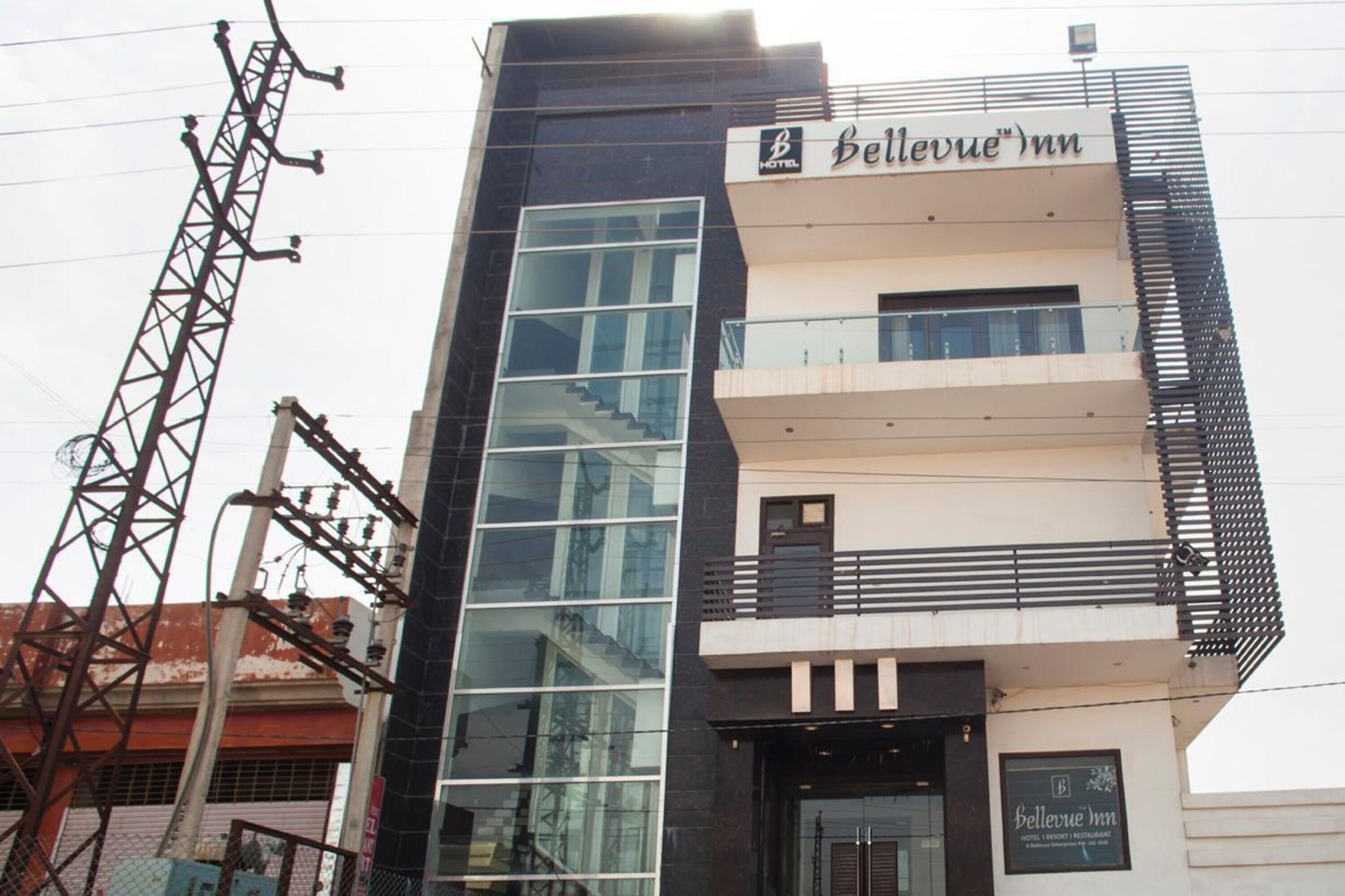 Bellevue Inn Hotel Restaurant & Resort