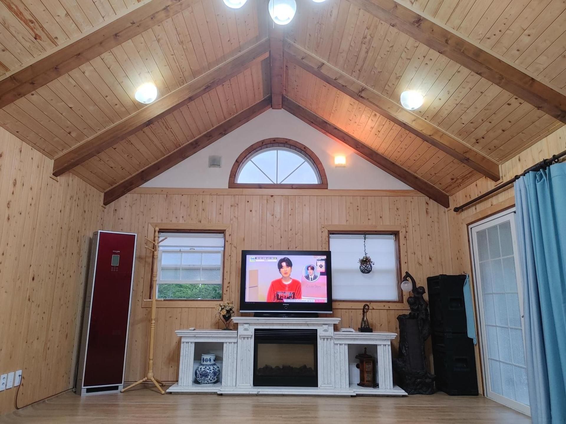 Danyang mulgoeul pension Family Room 3