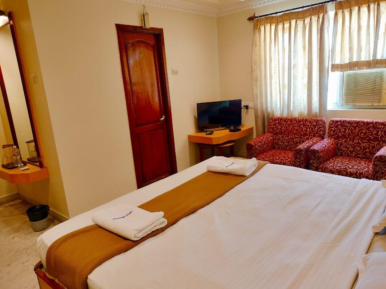 Deluxe Double or Twin