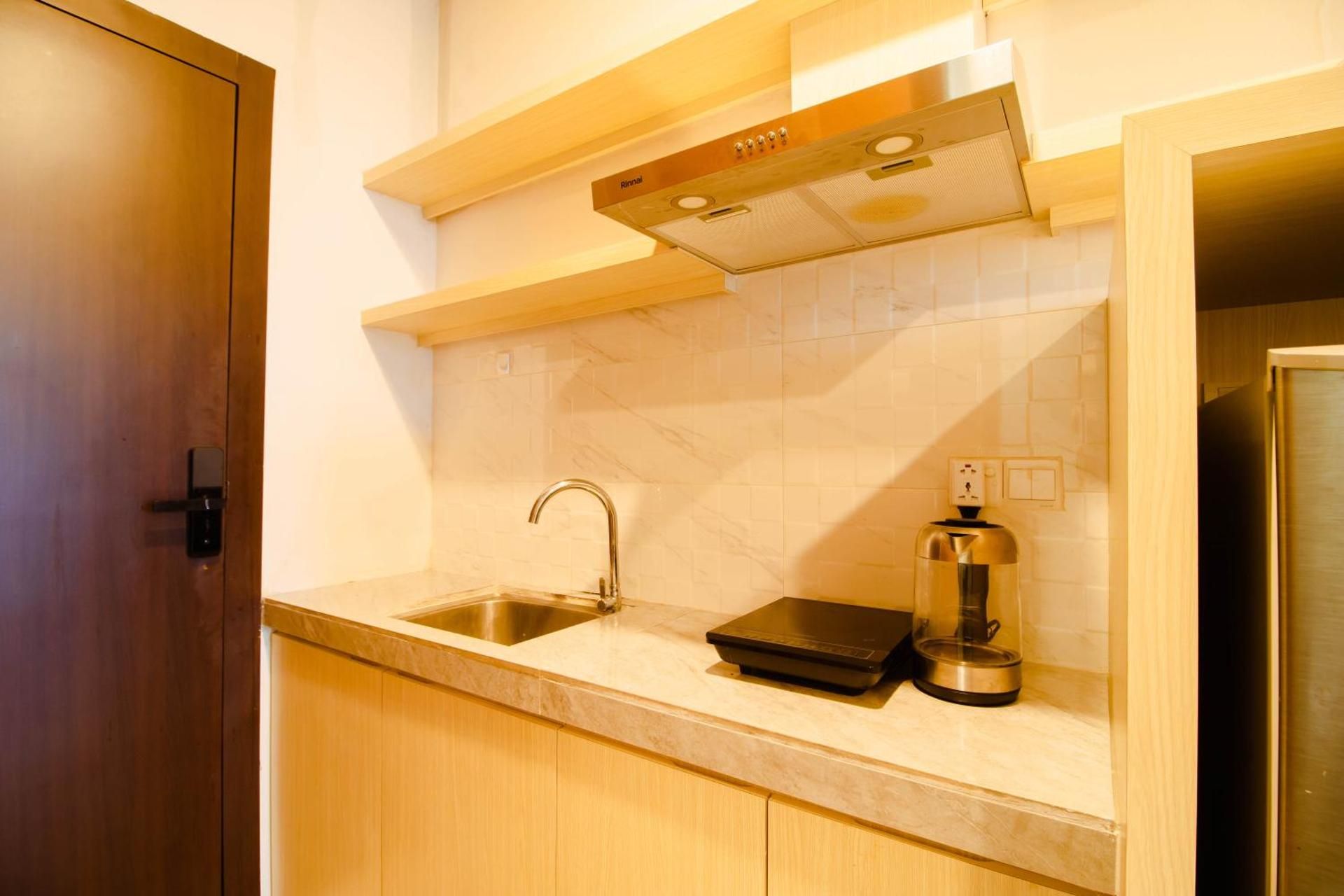 Formosa Spacious Apartments with Netflix & Pick Up Service by MESA King Studio with Sofa Bed 3