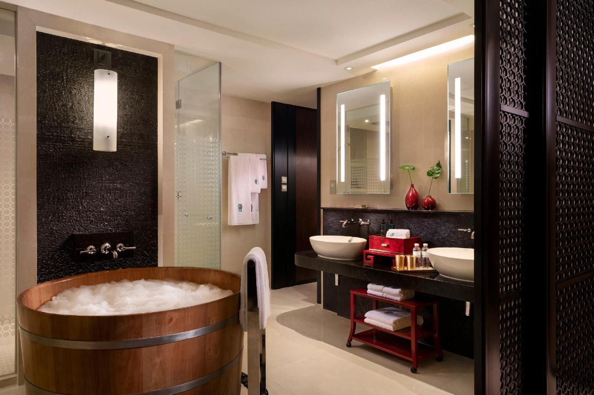 Banyan Tree Macau Cotai Pool Suite Twin - Resort View  2
