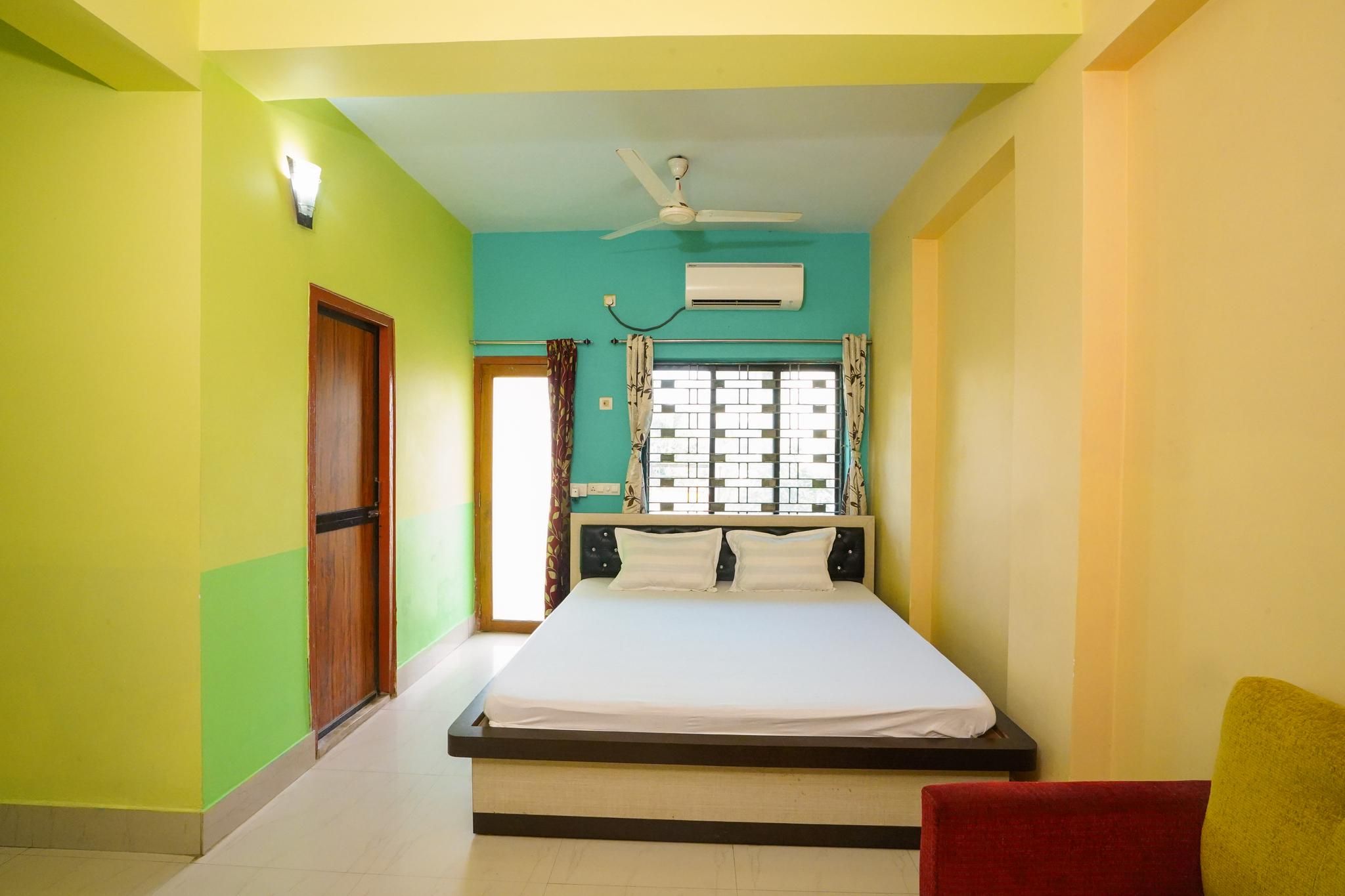 Maa Saradamoyee Resort  Deluxe Room 3