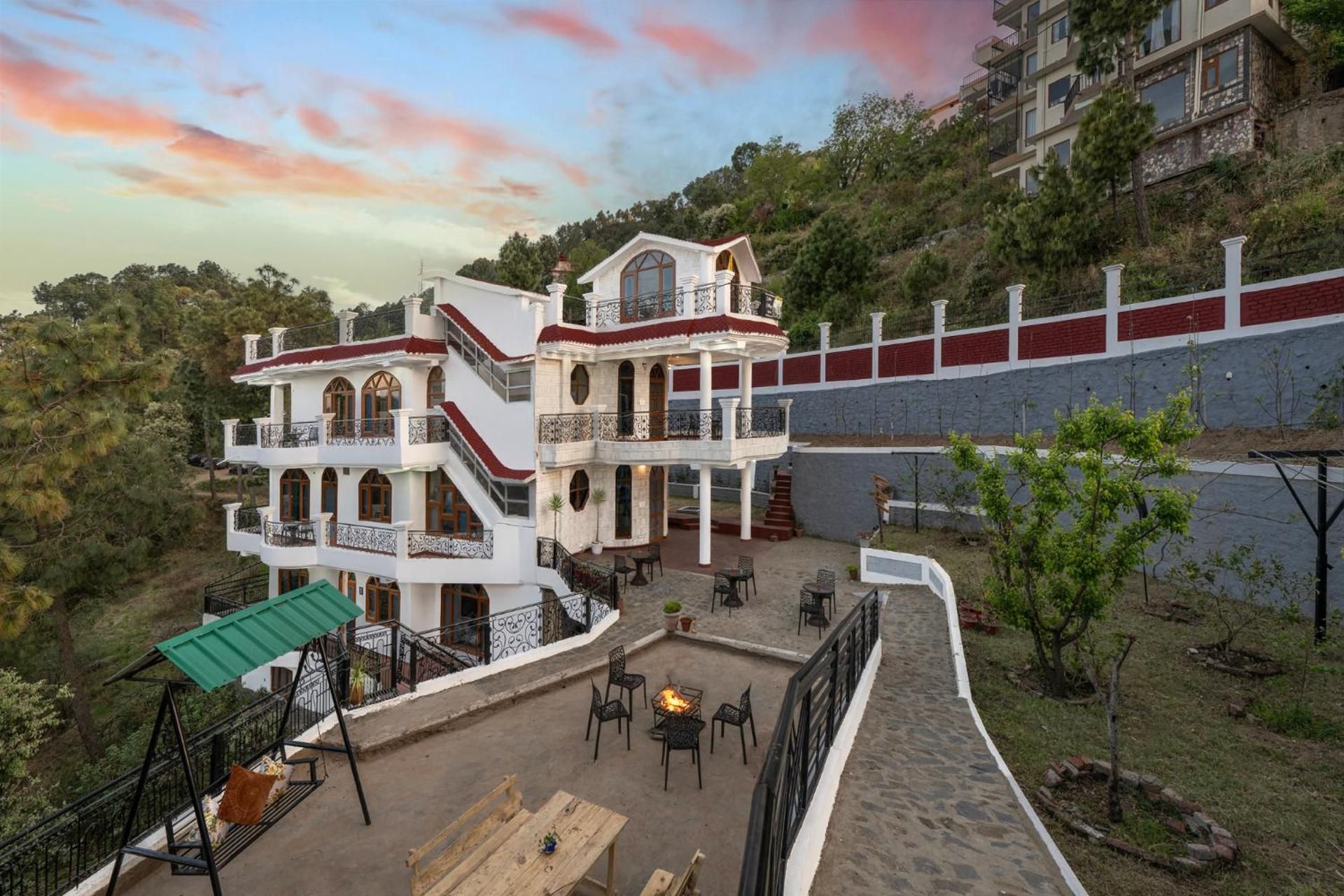 Calm Cottage Kasauli Hills Barog