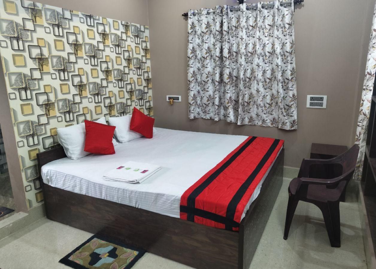 Deluxe Double Room with Air Conditioning