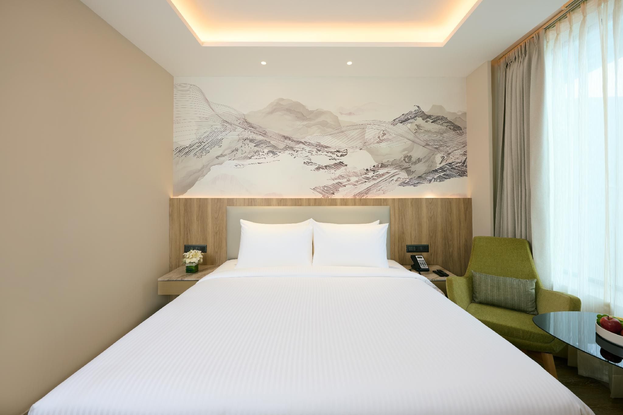 Sarovar Portico Pathankot Superior Room - 1 Double Bed